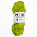 Frida auf Rauwerk Original - Kardamom / Kalk - 100% Wolle, Merino, DK, 220m/100g - Claudia Freiß - RAUWERK - Frau von Strick