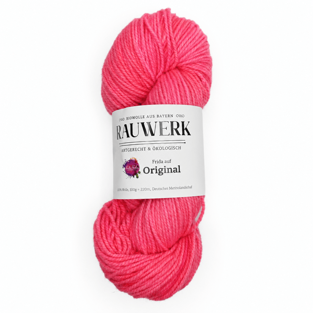 Frida auf Rauwerk Original - Pitaya / Kalk - 100% Wolle, Merino, DK, 220m/100g - Claudia Freiß - RAUWERK - Frau von Strick