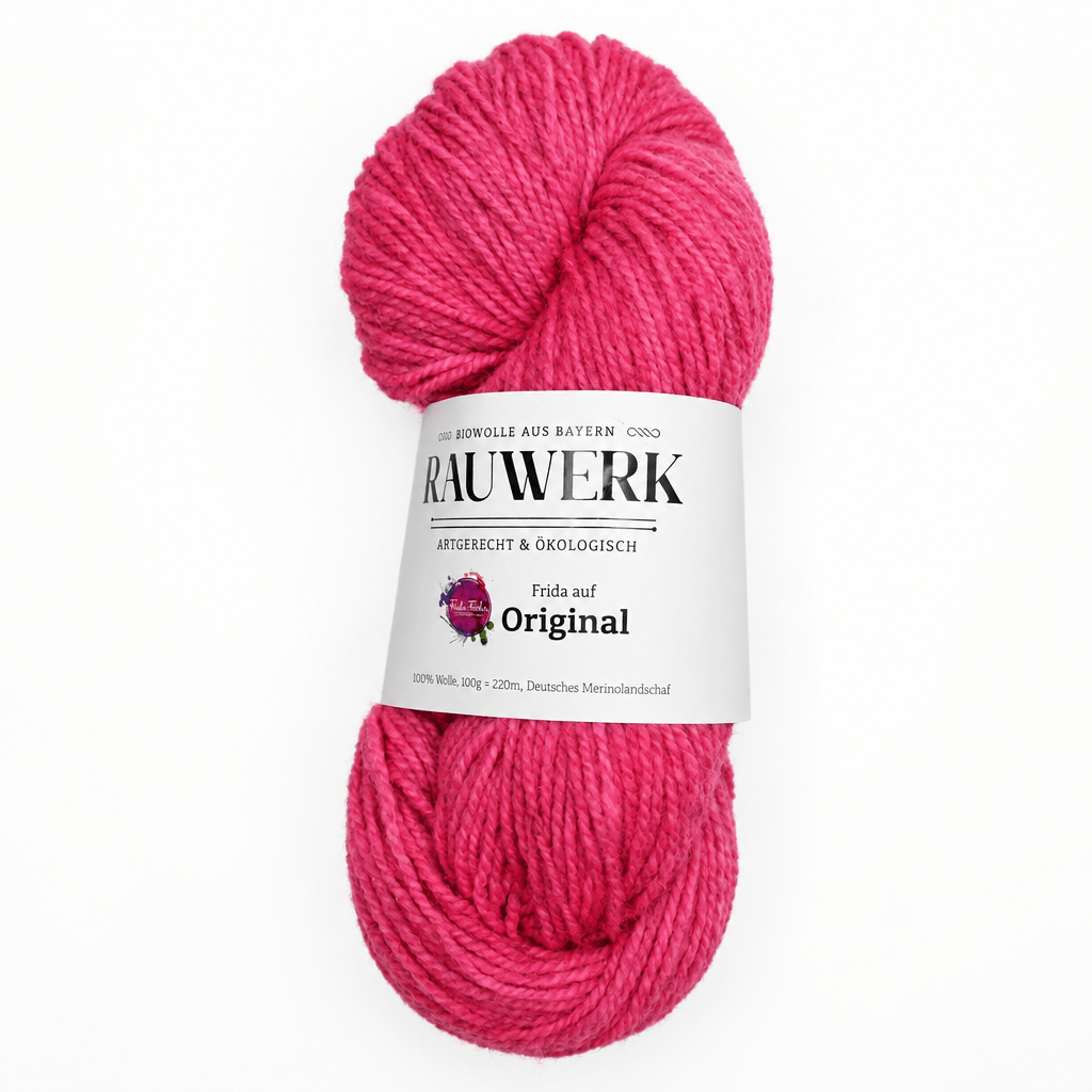 Frida auf Rauwerk Original - Pitaya / Sand - 100% Wolle, Merino, DK, 220m/100g - Claudia Freiß - RAUWERK - Frau von Strick