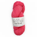 Frida auf Rauwerk No2 - Pitaya/Travertin - handgefärbt - 100% Wolle, Merino, Sport, 300m/100g - Rauwerk by Claudia Freiß - Frau von Strick